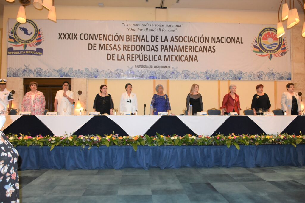 Inauguran en cancún la xxxix convención bienal de la asociación nacional de mesas redondas panamericanas de la república mexicana la revista del sureste mx 1 Durante El Protocolo De Inauguraci¢N.