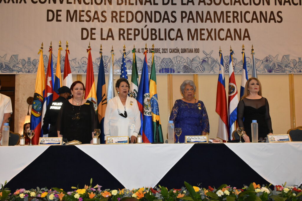Inauguran en cancún la xxxix convención bienal de la asociación nacional de mesas redondas panamericanas de la república mexicana la revista del sureste mx 3 Angclica Villarreal Silvia Calleja Mar°A Elena Mu§Oz Y Rosa Elena Lozano.
