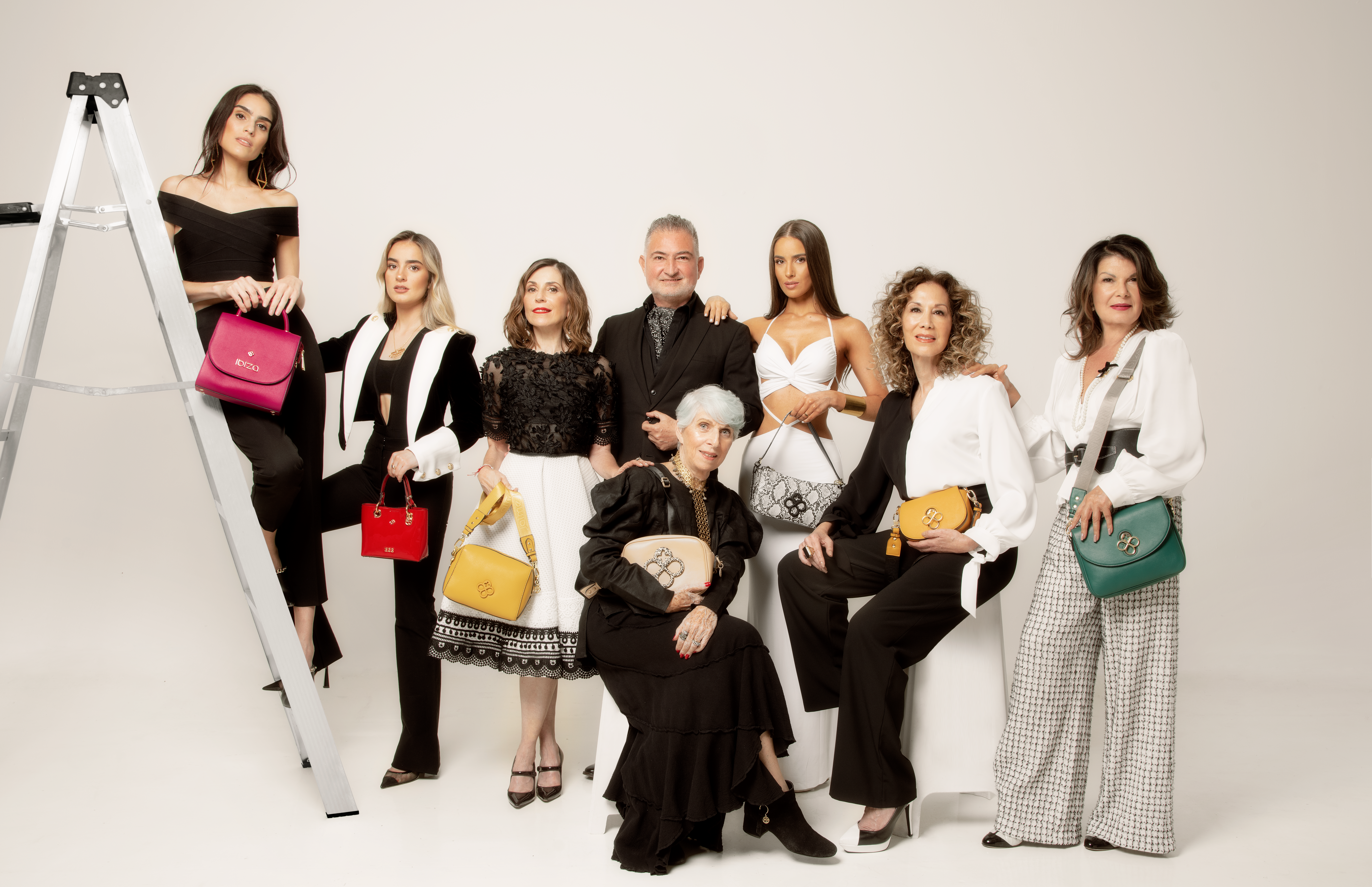 Íconos lo nuevo de Jaime Ibiza que rinde homenaje a la moda mexicana