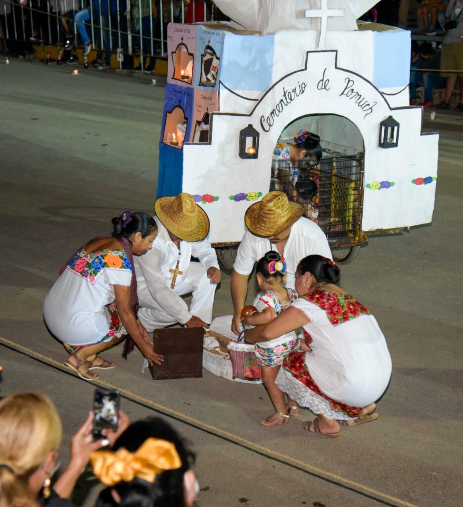 Layda sansores acude a festival de día de muertos en pomuch la revista del sureste mx Fdftw6Zwqaa8Ngu