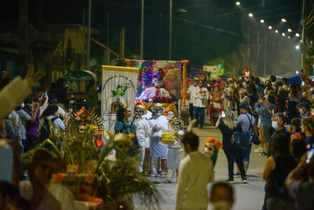 Layda sansores acude a festival de día de muertos en pomuch la revista del sureste mx Fdftwi4Wyaaqgca