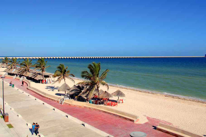 Las mejores playas de Yucatán, que deberías conocer Yucatán tiene muchos atractivos, entre los cuales están sus hermosas playas de arena fina y aguas cristalinas. Aléjate del calor de la ciudad y refréscate en alguna de las mejores playas del estado yucateco.  https://larevistadelsureste.com